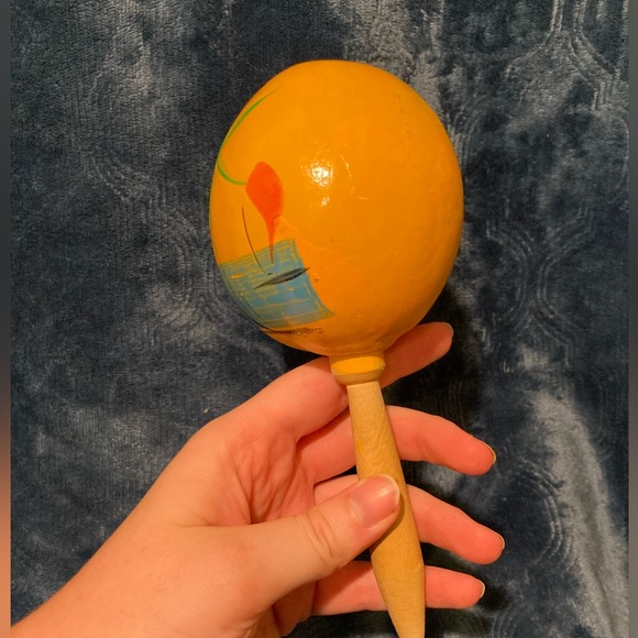 Novelty Yellow Maraca Shaker - Yellow, Beach Sunset, Palm Tree - Picture 9 of 16